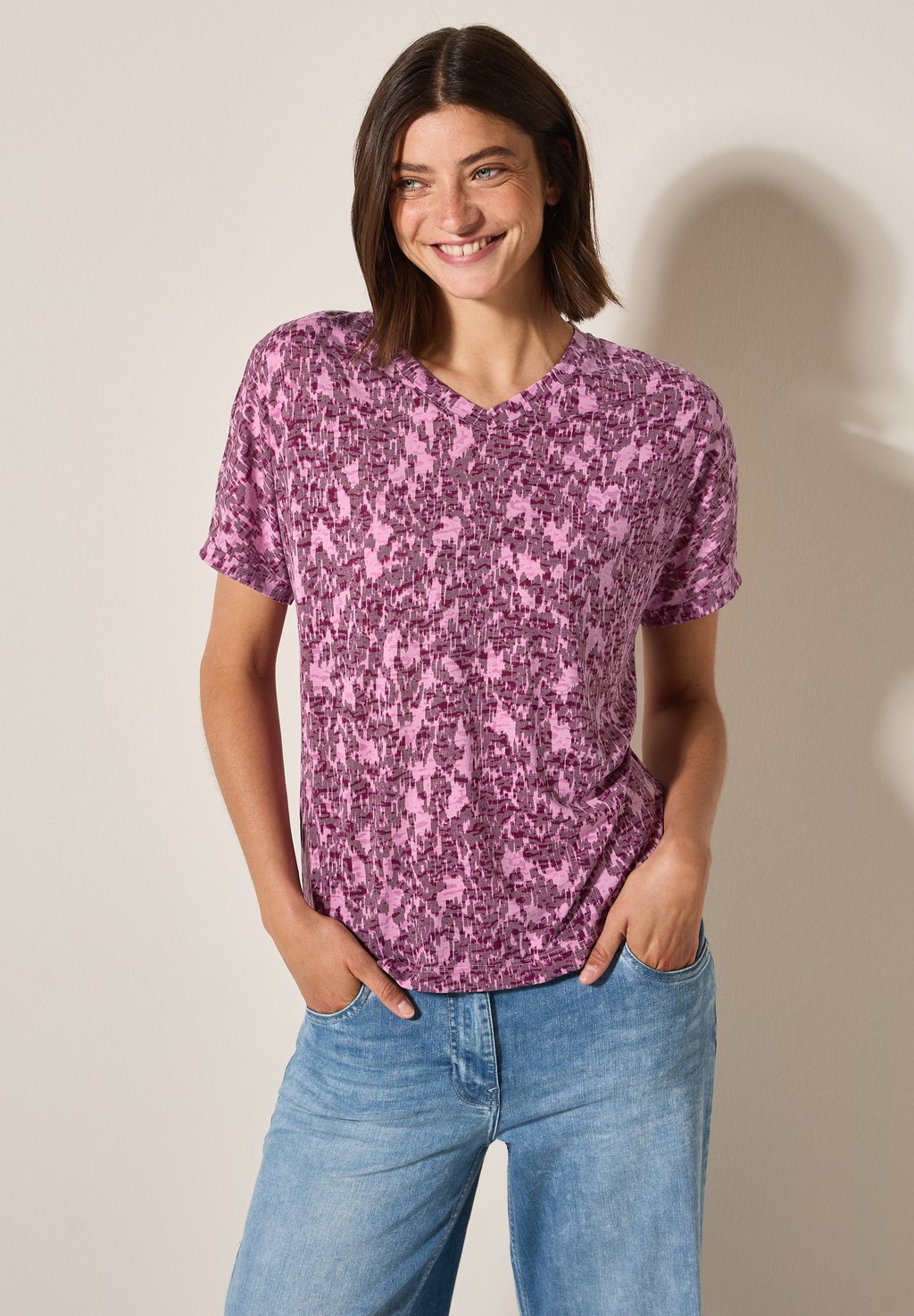 Футболка с принтом AUSBRENNER Cecil, цвет Rosa
Футболка с принтом AUSBRENNER Cecil, цвет Rosa