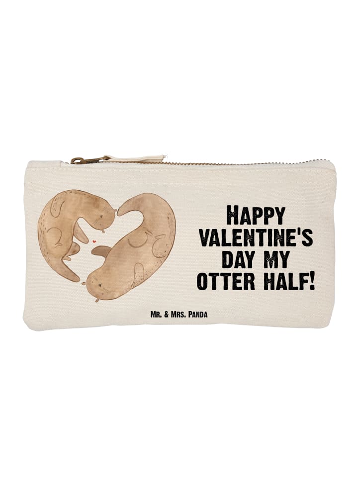 Mr. & Mrs. Panda Пенал в натуральную величину с изображением выдры Валентинки и надписью белого цвета
Mr. & Mrs. Panda Пенал в натуральную величину с изображением выдры Валентинки и надписью белого цвета