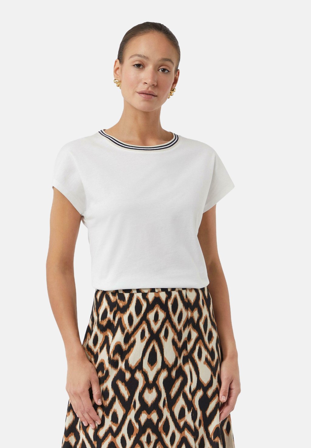 Футболка с принтом comma, белый
Футболка с принтом comma, белый