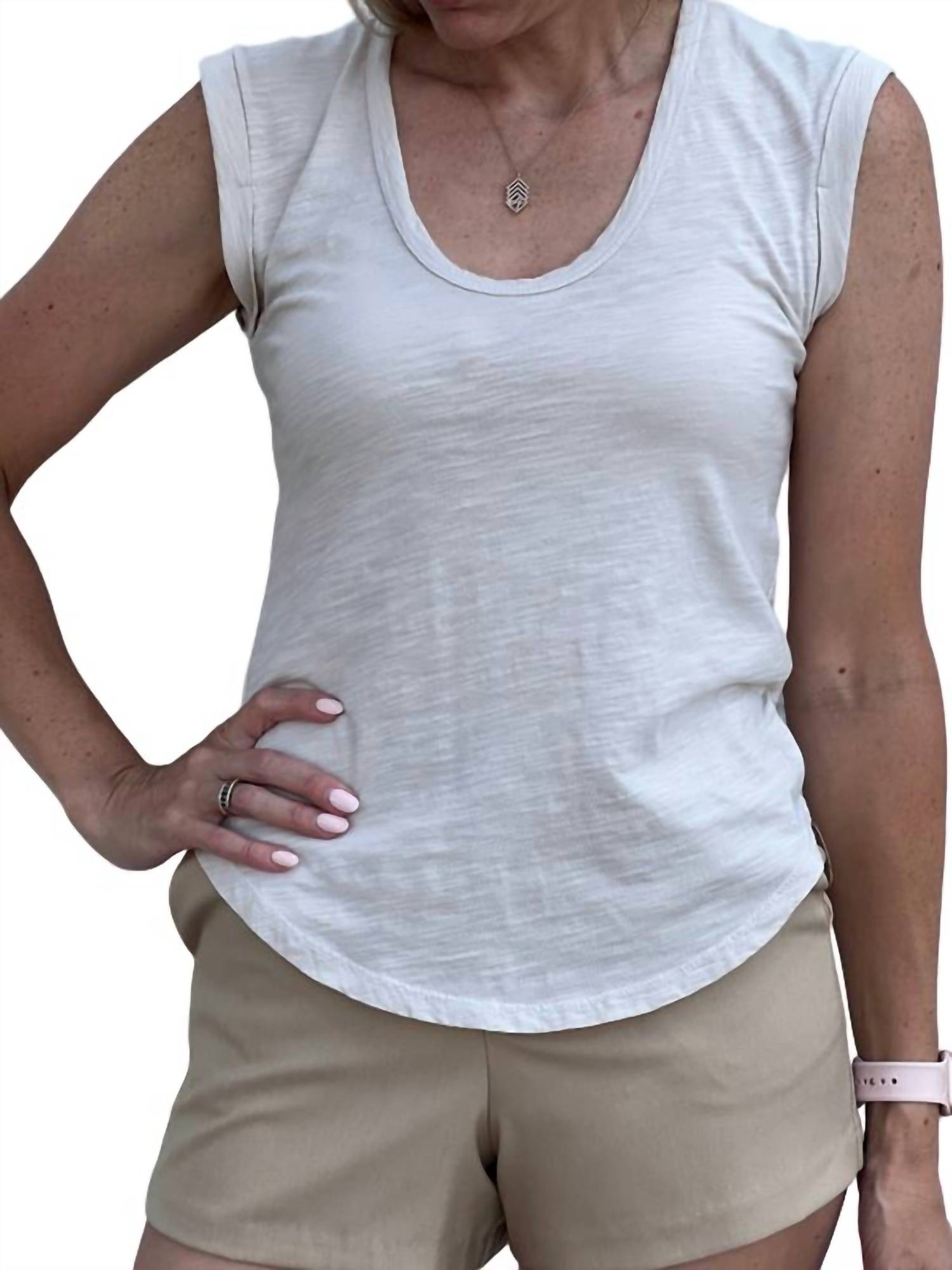 Простая майка-алкоголичка в каменном цвете Byron Bay, Stone
Простая майка-алкоголичка в каменном цвете Byron Bay, Stone