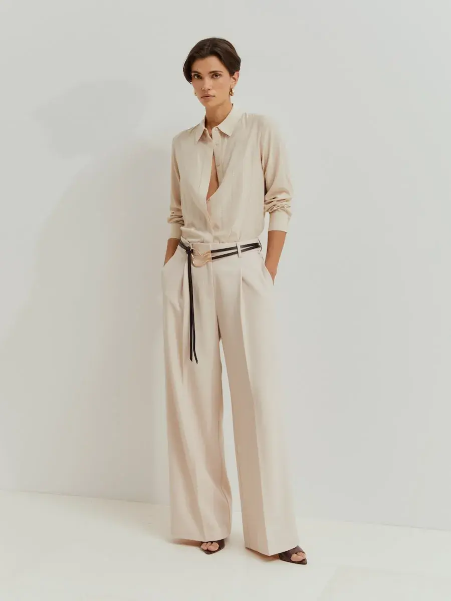 Женская рубашка с вышивкой в английском стиле Lion of Porches, бежевый
Женская рубашка с вышивкой в английском стиле Lion of Porches, бежевый