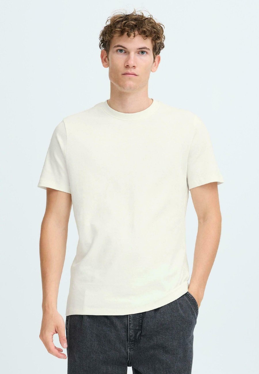 Футболка Casual Friday CFNILO, Snow White/White, Белый, Футболка Casual Friday CFNILO, Snow White/White
Футболка Casual Friday CFNILO, Snow White/White, Белый, Футболка Casual Friday CFNILO, Snow White/White