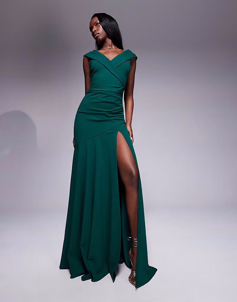 Платье макси Goddiva Scuba из крепа с открытыми плечами и разрезом спереди в изумрудном цвете
Платье макси Goddiva Scuba из крепа с открытыми плечами и разрезом спереди в изумрудном цвете