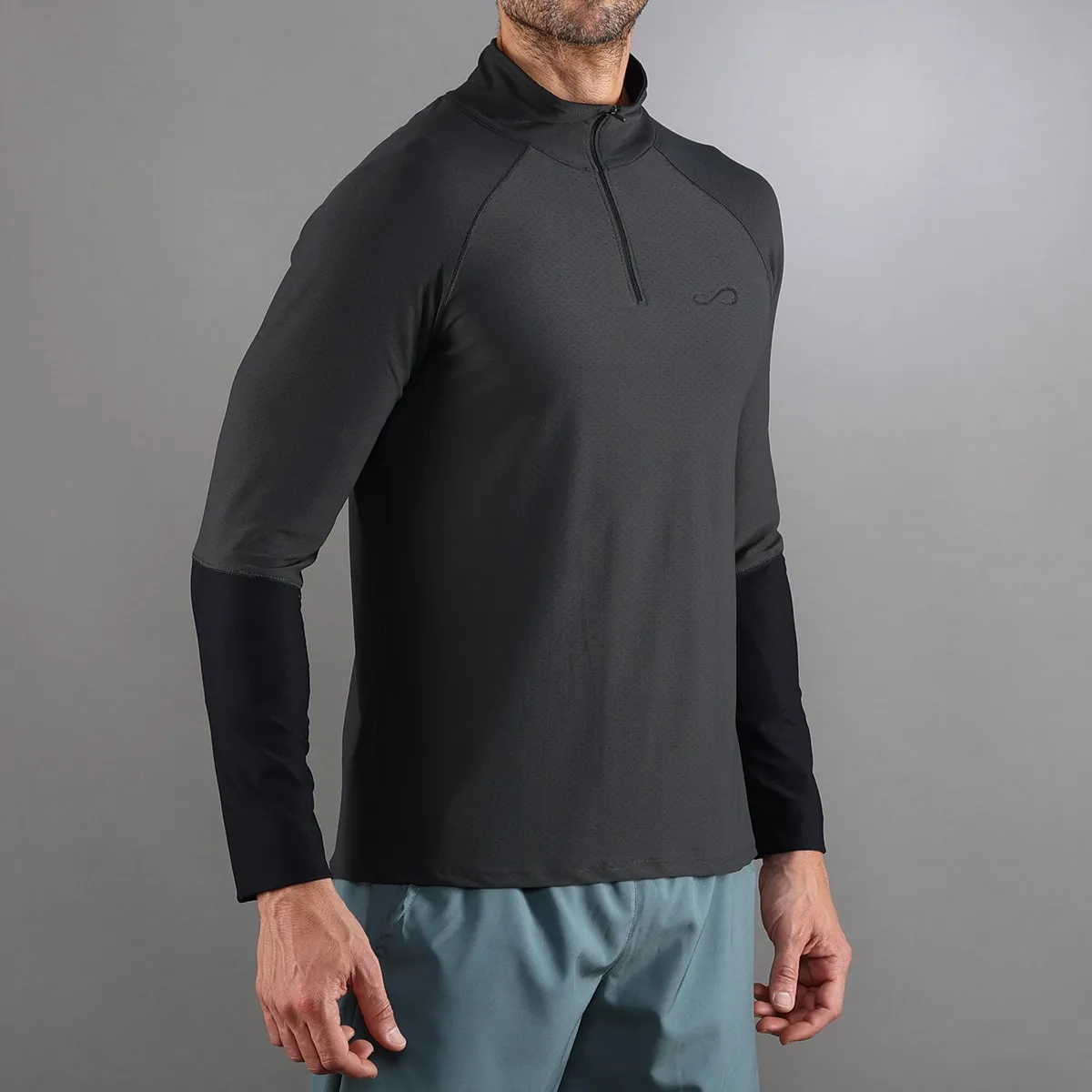 Мужская толстовка Epic II Endless, черный
Мужская толстовка Epic II Endless, черный