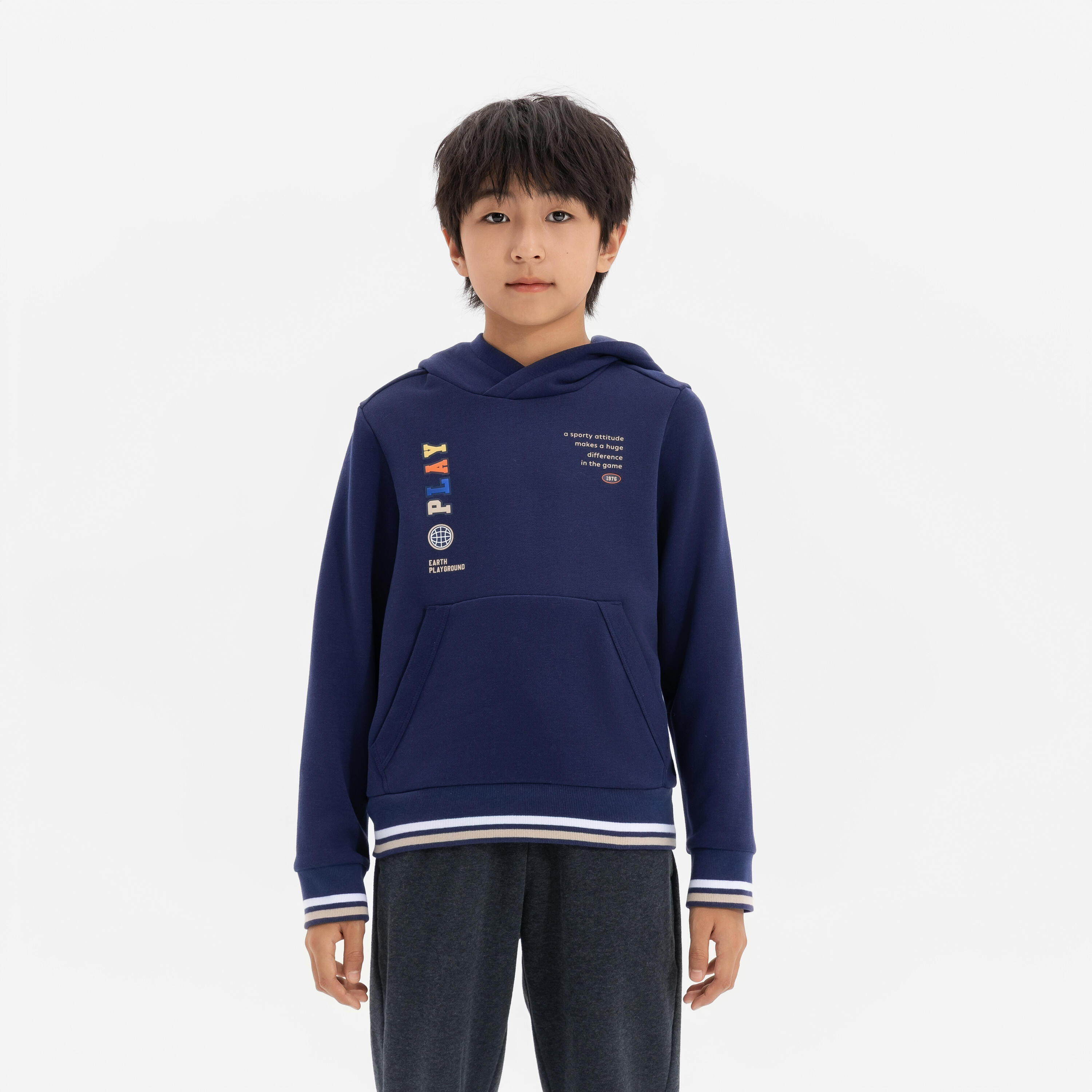 Детская утеплённая толстовка с капюшоном Domyos — тёмно-синий
Детская утеплённая толстовка с капюшоном Domyos — тёмно-синий