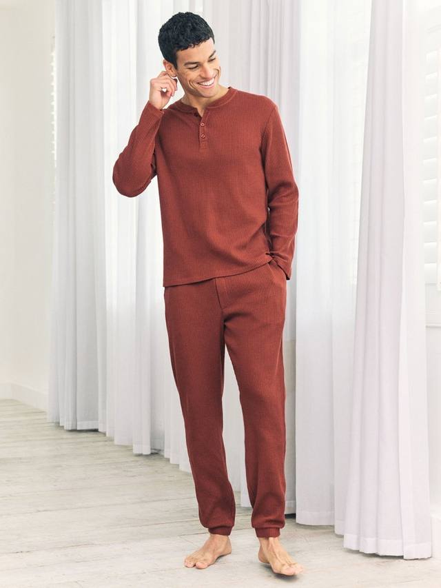 Джоггеры для отдыха из вафельного хлопкового микса Chelsea Peers, Orange
Джоггеры для отдыха из вафельного хлопкового микса Chelsea Peers, Orange