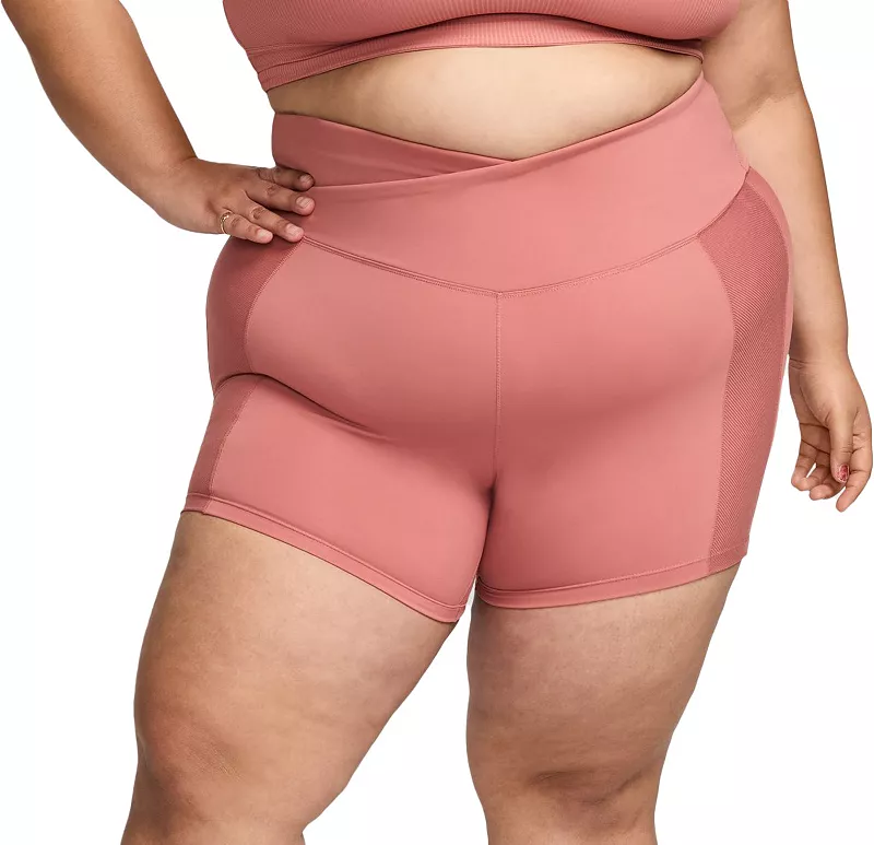 Женские байкерские шорты Nike с завышенной талией на одном запахе (5 дюймов) (большие размеры), цвет Canyon Pink
Женские байкерские шорты Nike с завышенной талией на одном запахе (5 дюймов) (большие размеры), цвет Canyon Pink