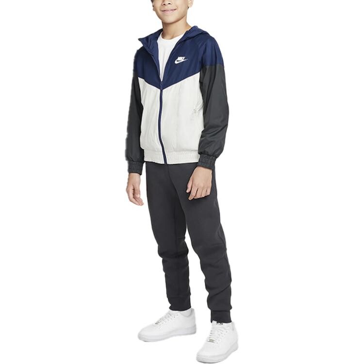 Куртка GS Nike, цвет Midnight Navy
Куртка GS Nike, цвет Midnight Navy