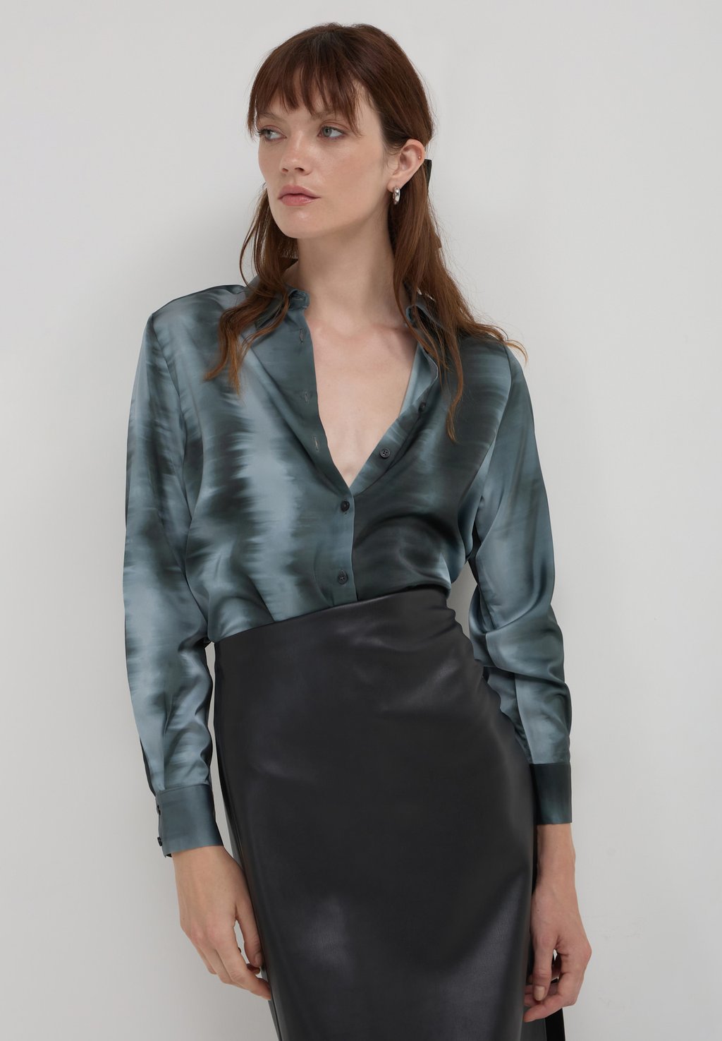 Блузка на пуговицах MOTIFS Calliope, светло-зеленый
Блузка на пуговицах MOTIFS Calliope, светло-зеленый