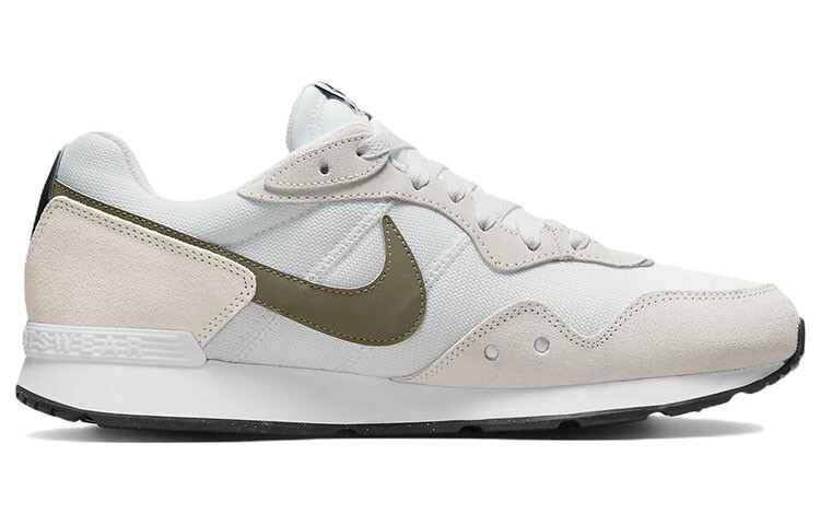 Nike Venture Runner Кроссовки Мужчины
Nike Venture Runner Кроссовки Мужчины