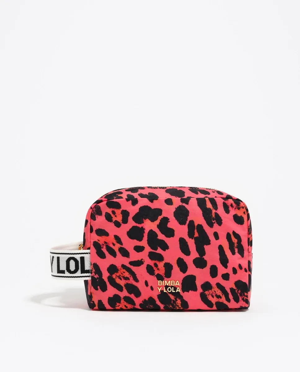 Маленький женский косметичка нейлон Bimba Y Lola, розовый
Маленький женский косметичка нейлон Bimba Y Lola, розовый