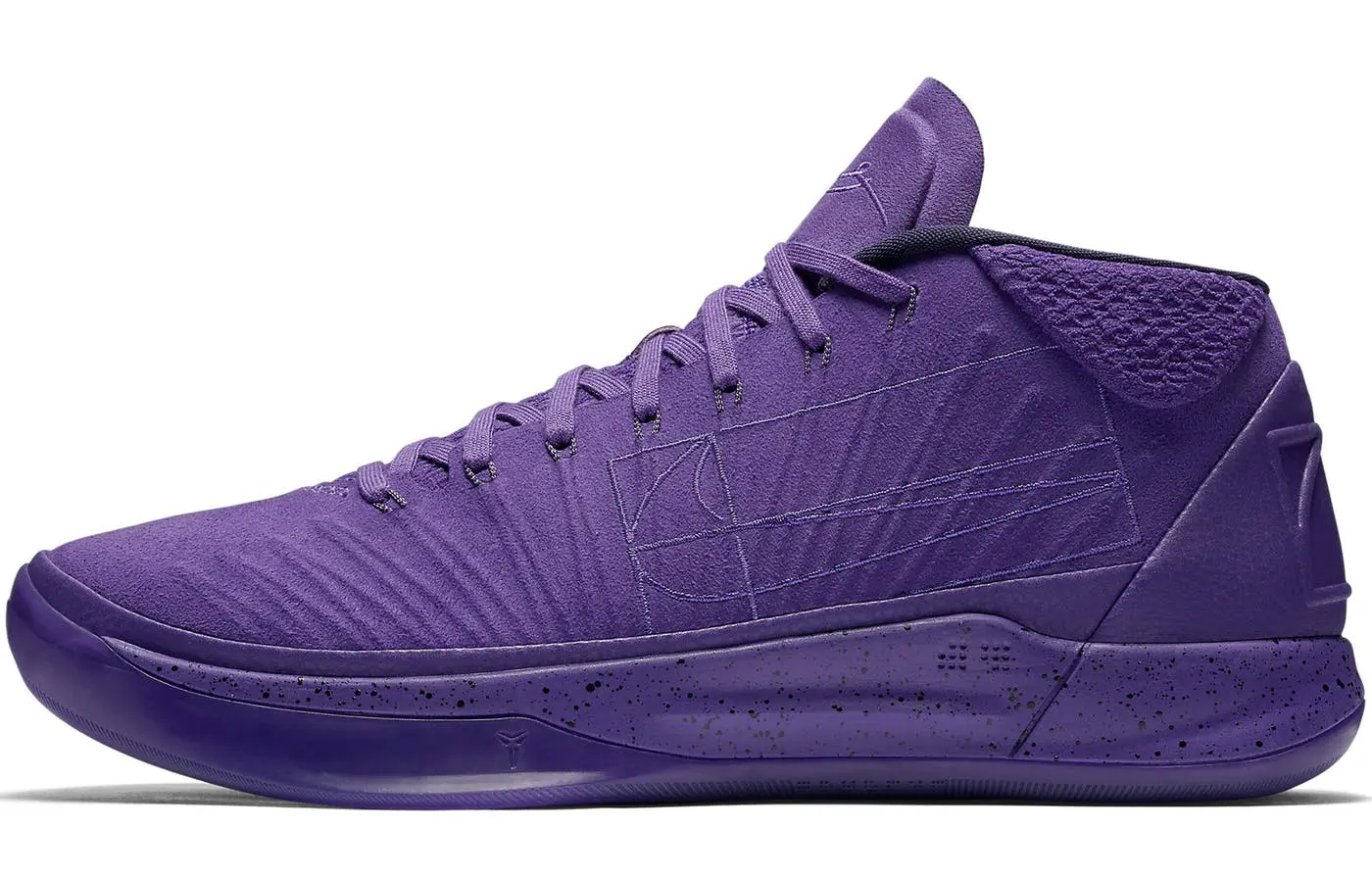 Мужские баскетбольные кроссовки Nike Kobe AD 
Мужские баскетбольные кроссовки Nike Kobe AD