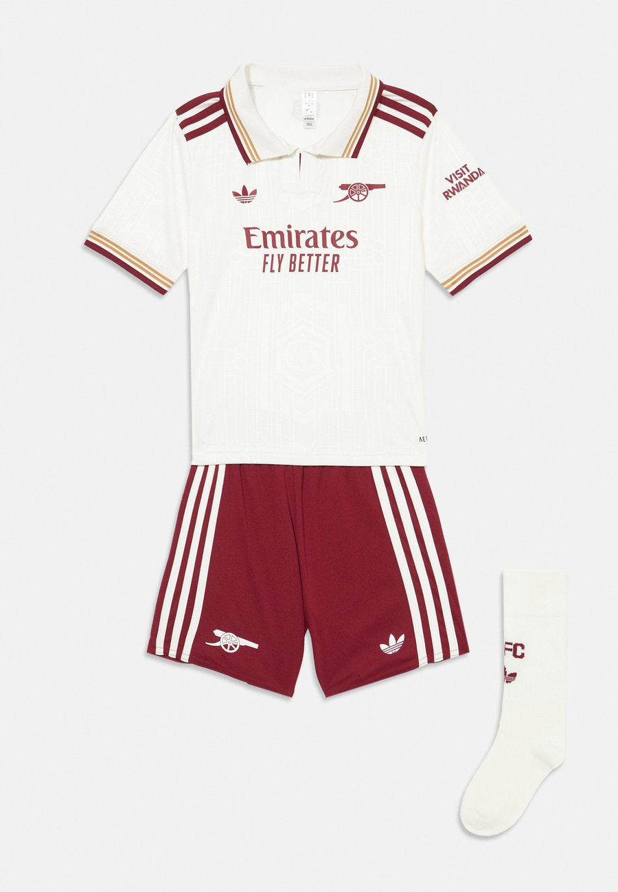 Футболка Adidas Performance ARSENAL SET UNISEX, Cloud White/Team Coll Burgundy 2/White, Белый, Футболка Adidas Performance ARSENAL SET UNISEX, Cloud White/Team Coll Burgundy 2/White
Футболка Adidas Performance ARSENAL SET UNISEX, Cloud White/Team Coll Burgundy 2/White, Белый, Футболка Adidas Performance ARSENAL SET UNISEX, Cloud White/Team Coll Burgundy 2/White