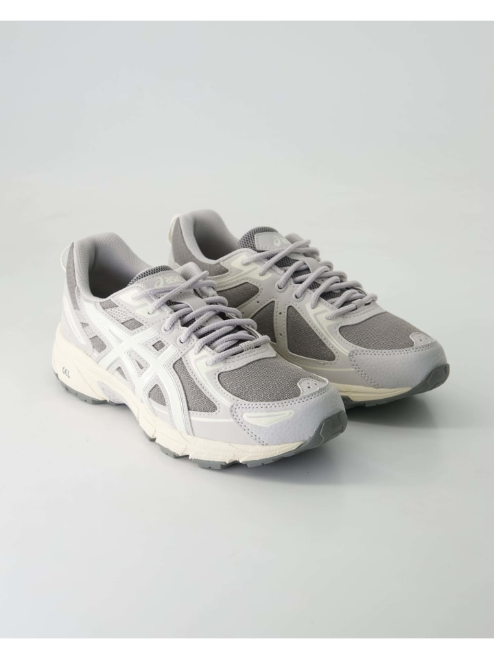 Asics Спортивные кроссовки серого цвета
Asics Спортивные кроссовки серого цвета