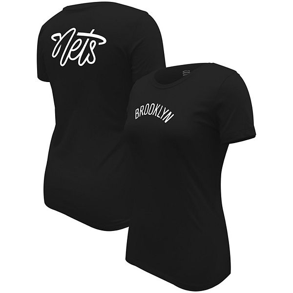 Женская черная футболка brooklyn nets origins script Stadium Essentials
Женская черная футболка brooklyn nets origins script Stadium Essentials
