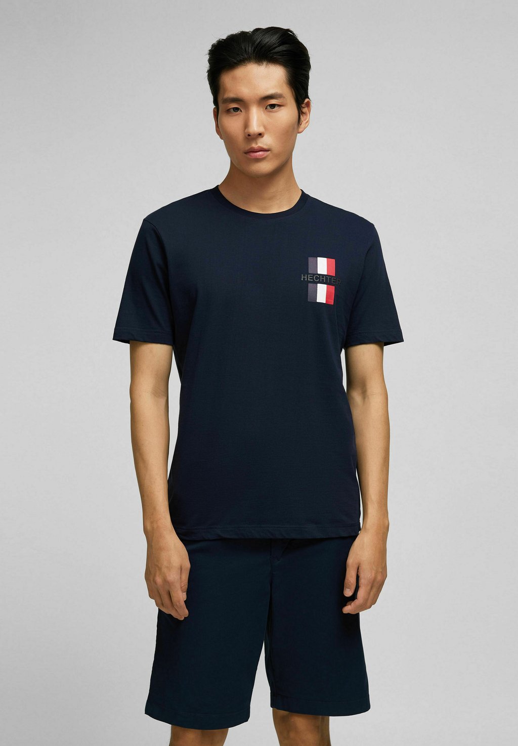 Футболка с принтом Hechter Paris, темно-синий
Футболка с принтом Hechter Paris, темно-синий