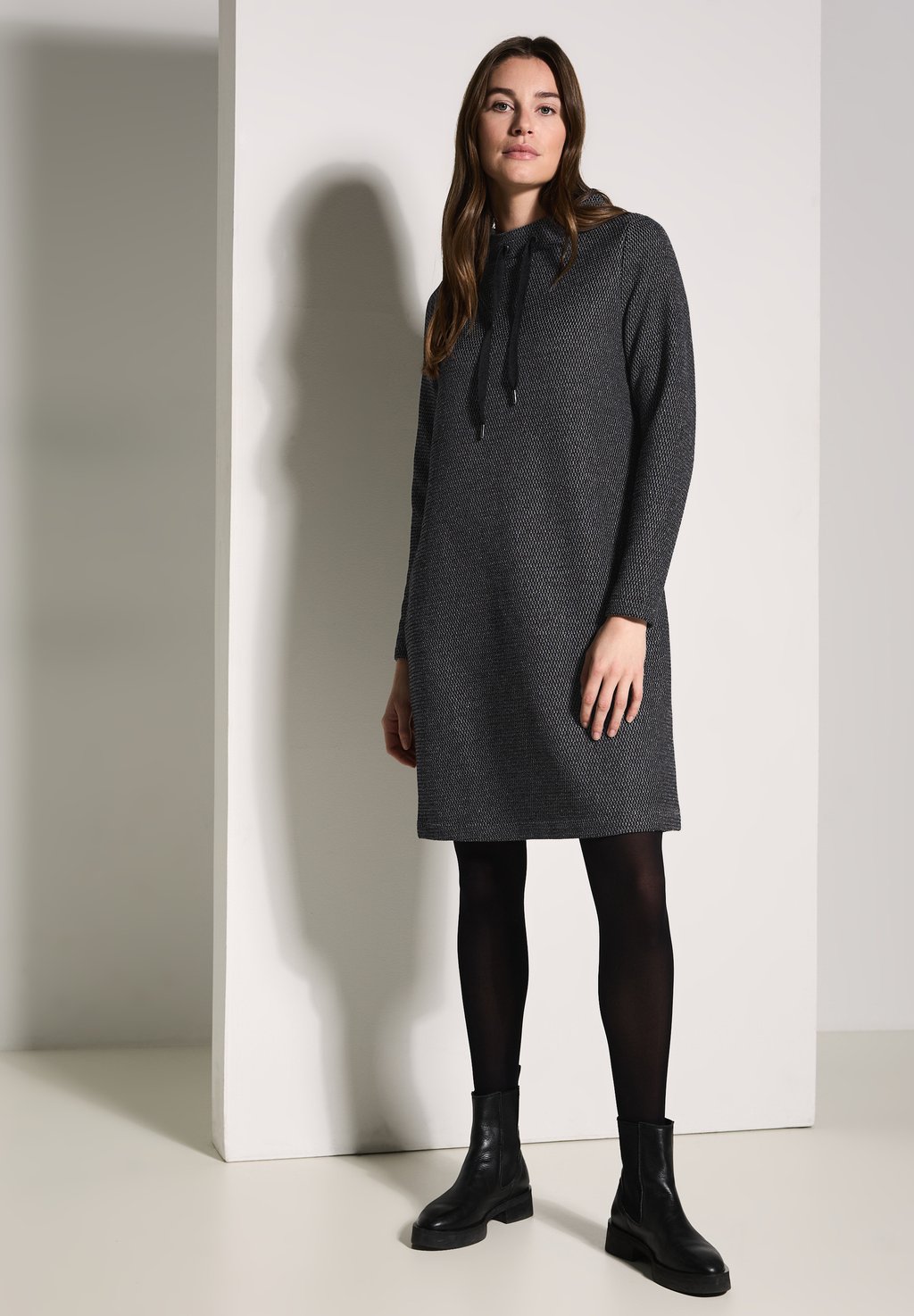 Повседневное платье Cecil, черный 
Повседневное платье Cecil, черный