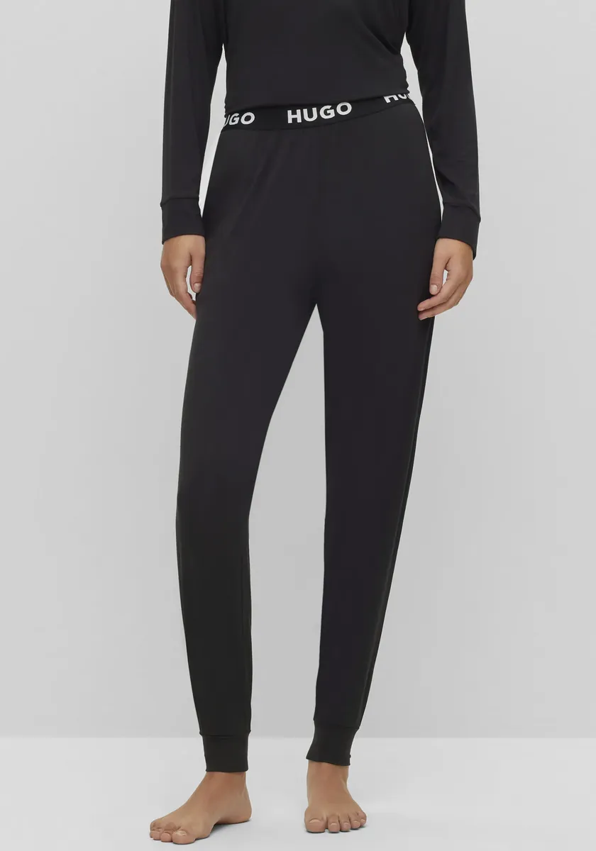 Брюки для сна HUGO Underwear "UNITE_PANTS" с эластичным поясом с логотипом Hugo, черный
Брюки для сна HUGO Underwear "UNITE_PANTS" с эластичным поясом с логотипом Hugo, черный