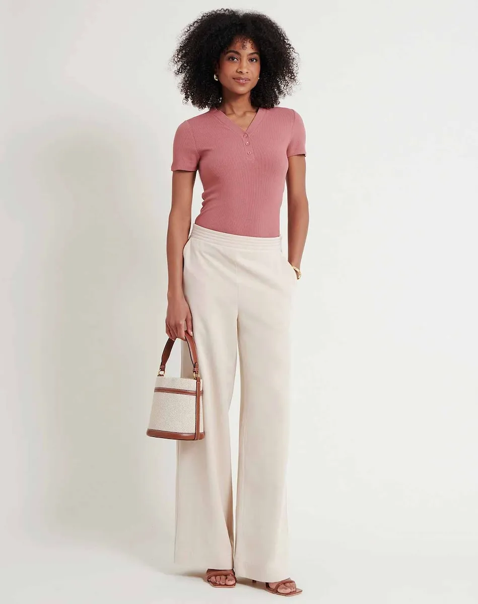 Женские широкие брюки средней посадки Naf Naf, бежевый
Женские широкие брюки средней посадки Naf Naf, бежевый