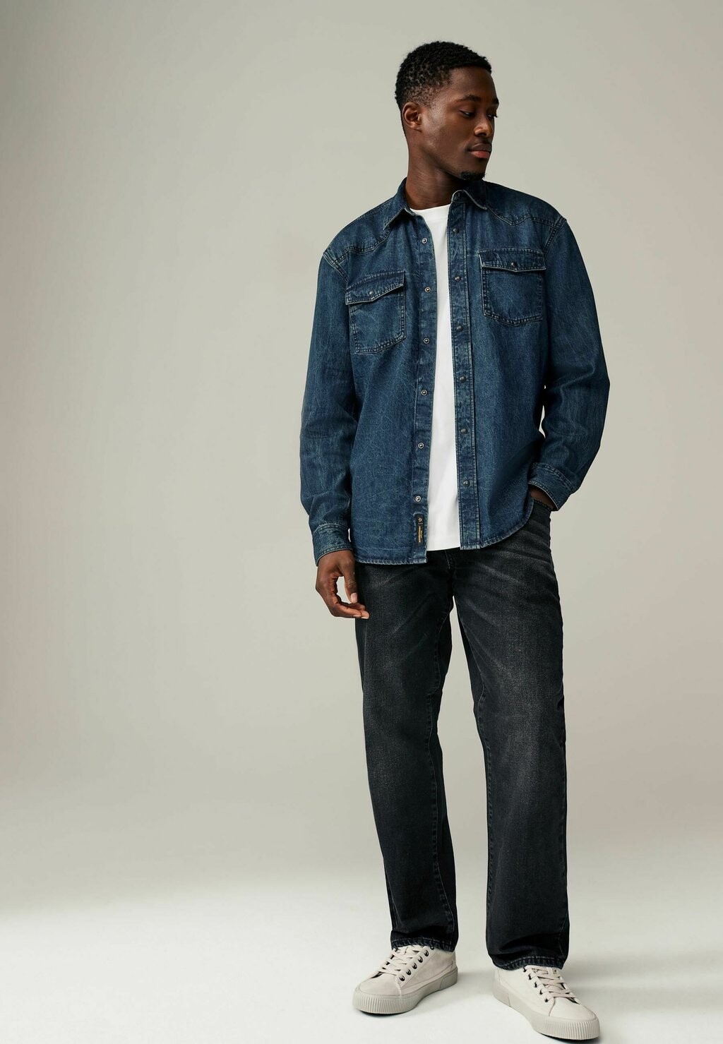 Рубашка WESTERN LONG SLEEVE REGULAR FIT Next, синий
Рубашка WESTERN LONG SLEEVE REGULAR FIT Next, синий