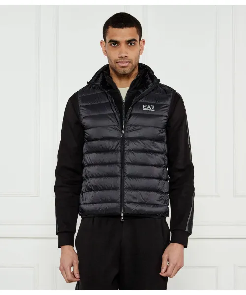 Пуховик без рукавов Regular fit Ea7, черный
Пуховик без рукавов Regular fit Ea7, черный