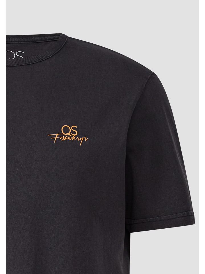 Футболка QS, черный
Футболка QS, черный