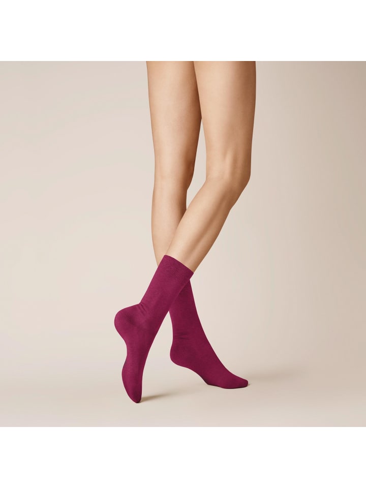 Носки Liz с манжетой, не сдавливающей давление, цвета бегонии Kunert
Носки Liz с манжетой, не сдавливающей давление, цвета бегонии Kunert