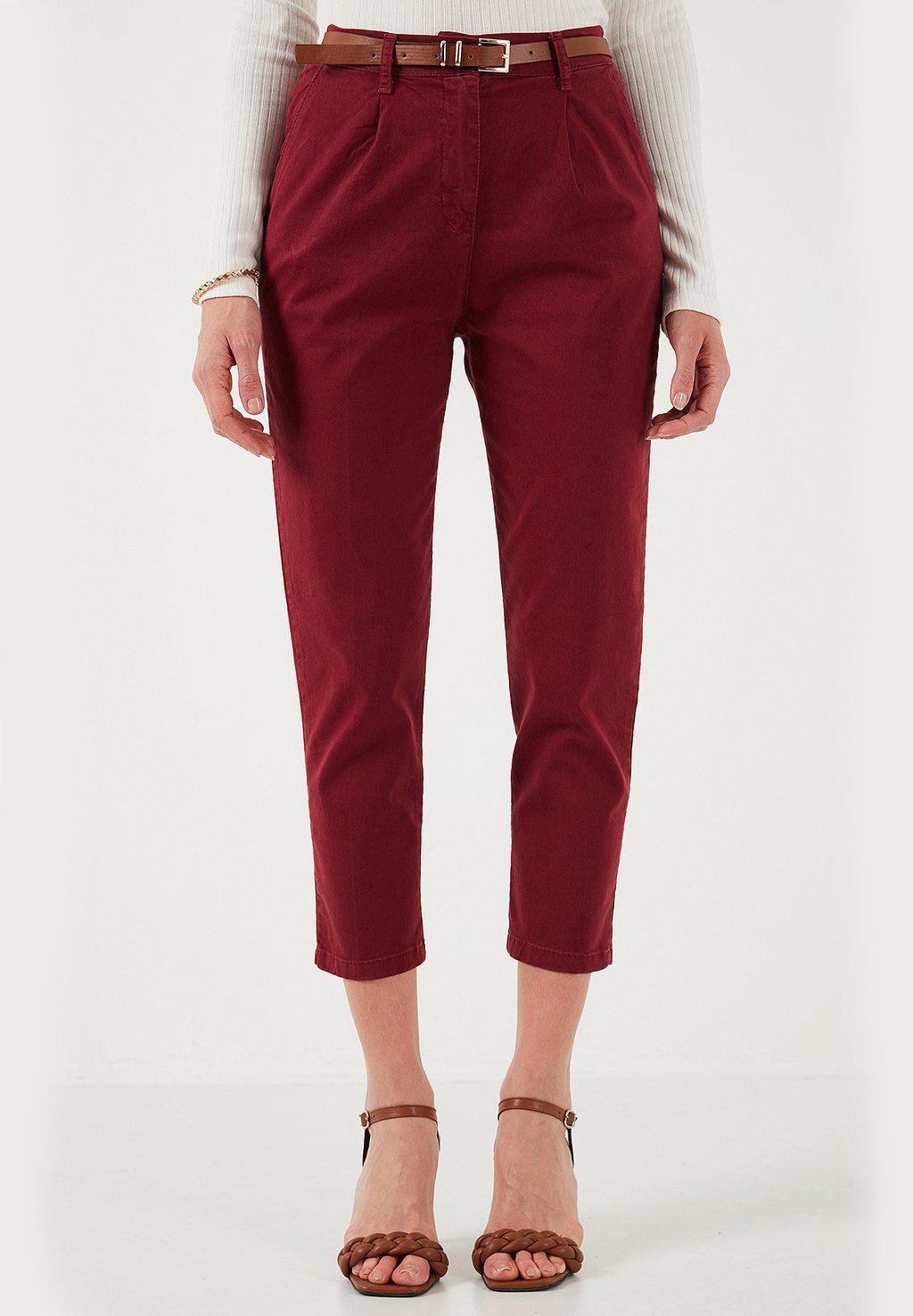 Чиносы LELA, бургундия
Чиносы LELA, бургундия