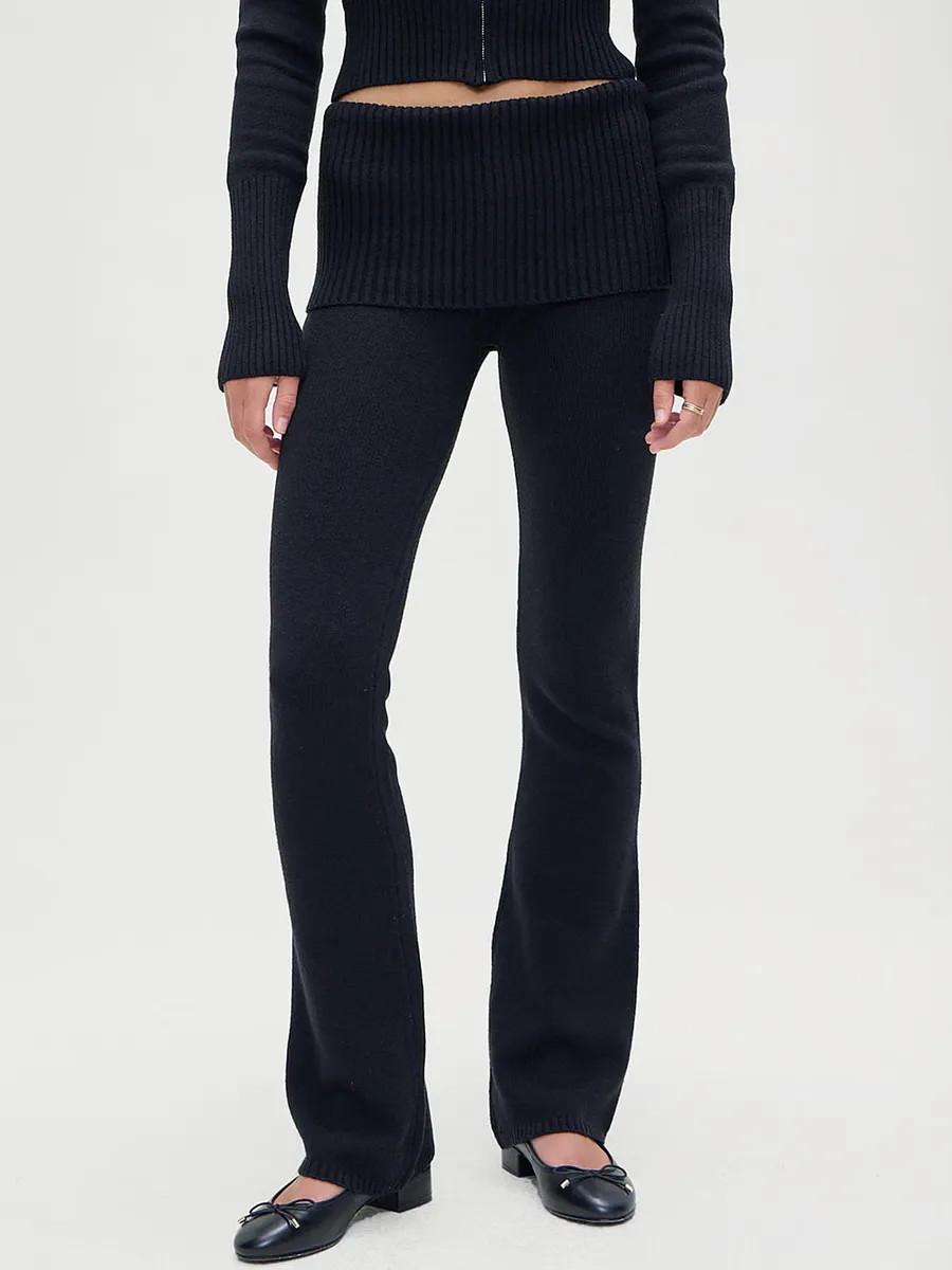 Трикотажные брюки Aimee Cloud Frankies Bikinis, черный
Трикотажные брюки Aimee Cloud Frankies Bikinis, черный