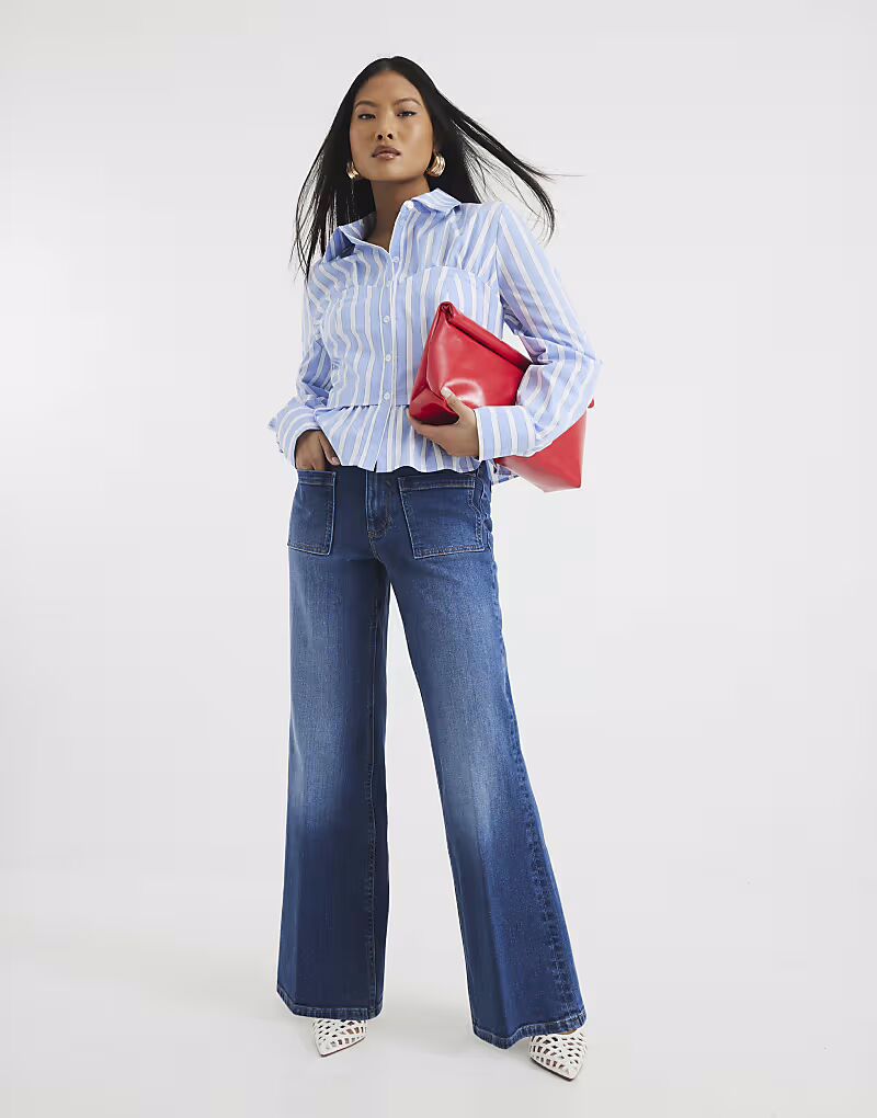 Джинсы River Island Petite с высокой посадкой и свободным кроем из денима
Джинсы River Island Petite с высокой посадкой и свободным кроем из денима