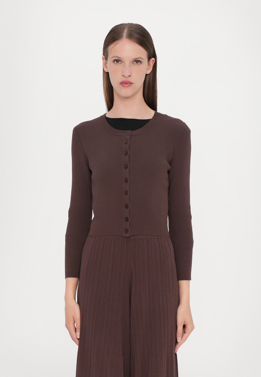Кардиган Weekend Max Mara MAGIARO, Cioccolato/Brown
Кардиган Weekend Max Mara MAGIARO, Cioccolato/Brown