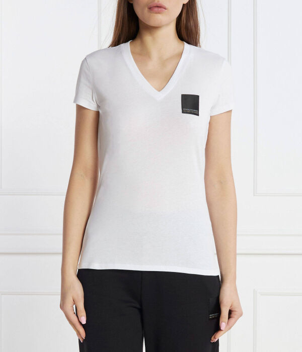 Футболка женская Armani Exchange с v-образным вырезом, белый
Футболка женская Armani Exchange с v-образным вырезом, белый