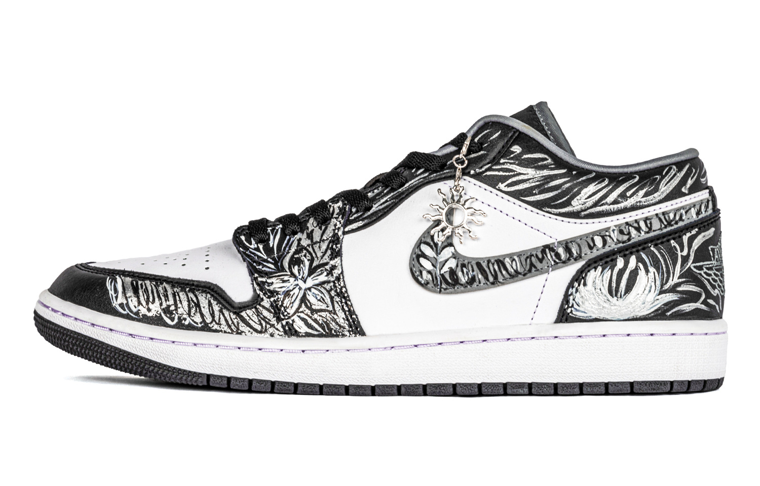 Air 1 устойчивые к истиранию дышащие низкие винтажные баскетбольные кроссовки Unisex Black Silver Jordan, черный серебряный
Air 1 устойчивые к истиранию дышащие низкие винтажные баскетбольные кроссовки Unisex Black Silver Jordan, черный серебряный