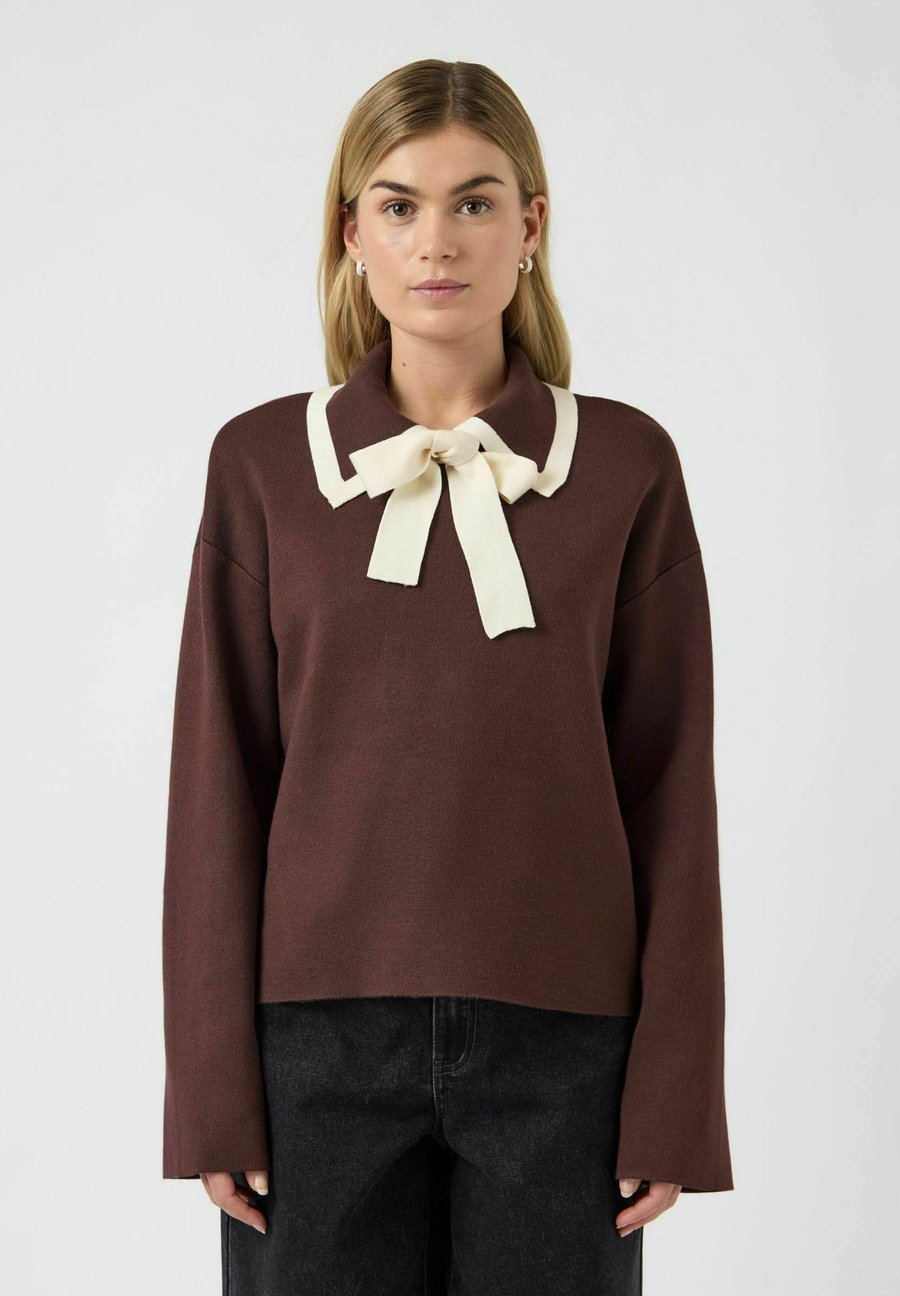 Джемпер YAS YASJOSIE BOW S, Chocolate Brown/Brown
Джемпер YAS YASJOSIE BOW S, Chocolate Brown/Brown