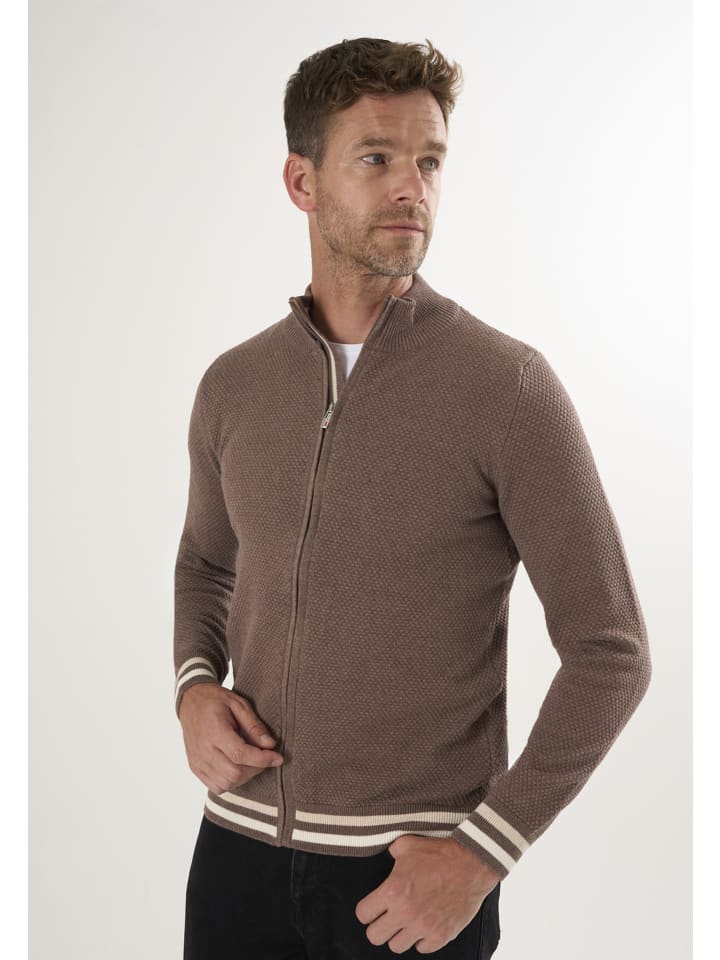 Кардиган Felix Hardy, коричневый
Кардиган Felix Hardy, коричневый