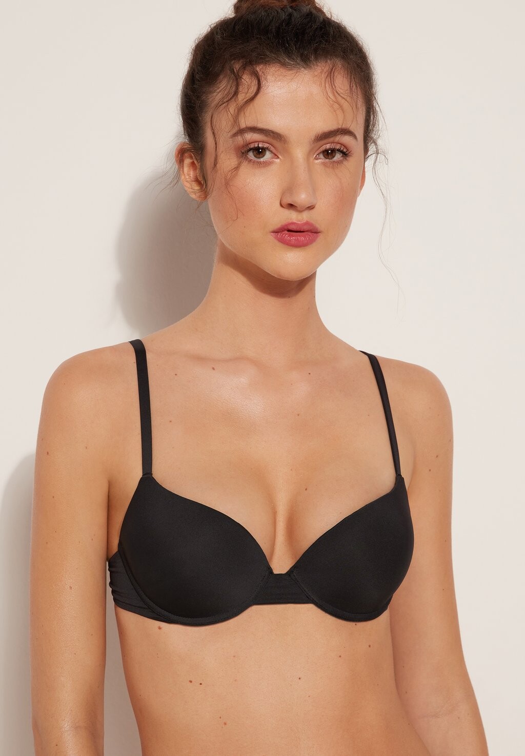 Верх бикини PUSH-UP Tezenis, цвет black
Верх бикини PUSH-UP Tezenis, цвет black