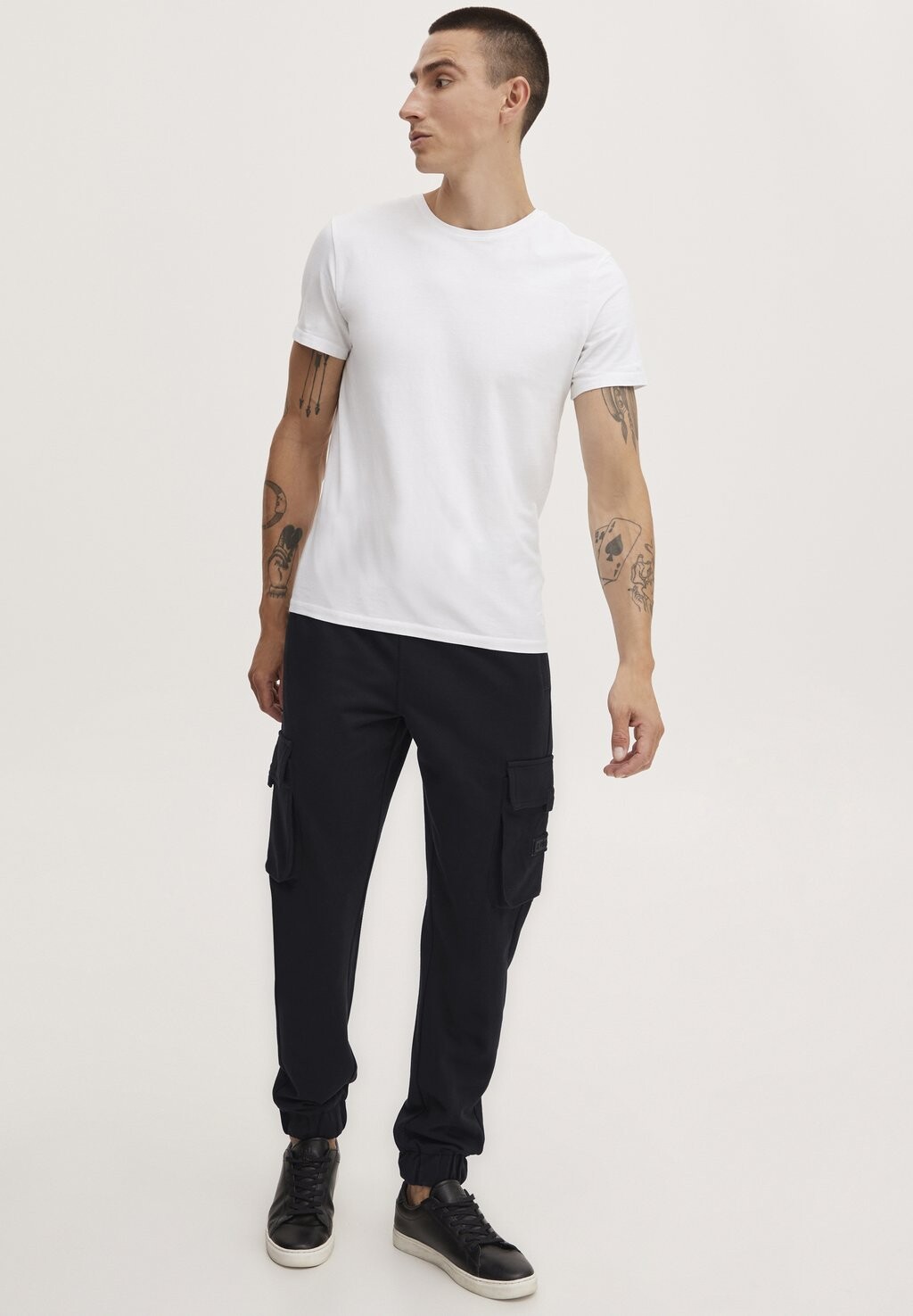 Брюки с боковыми карманами Prsidone 11 Project, черные
Брюки с боковыми карманами Prsidone 11 Project, черные