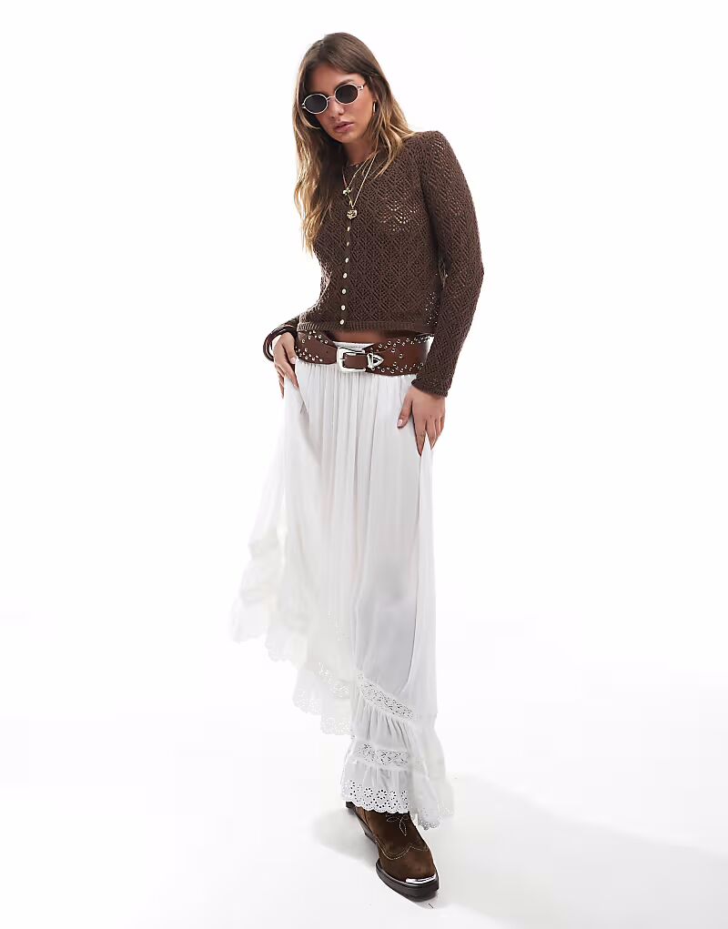 Юбка миди Stradivarius STR с асимметричным подолом цвета экрю
Юбка миди Stradivarius STR с асимметричным подолом цвета экрю