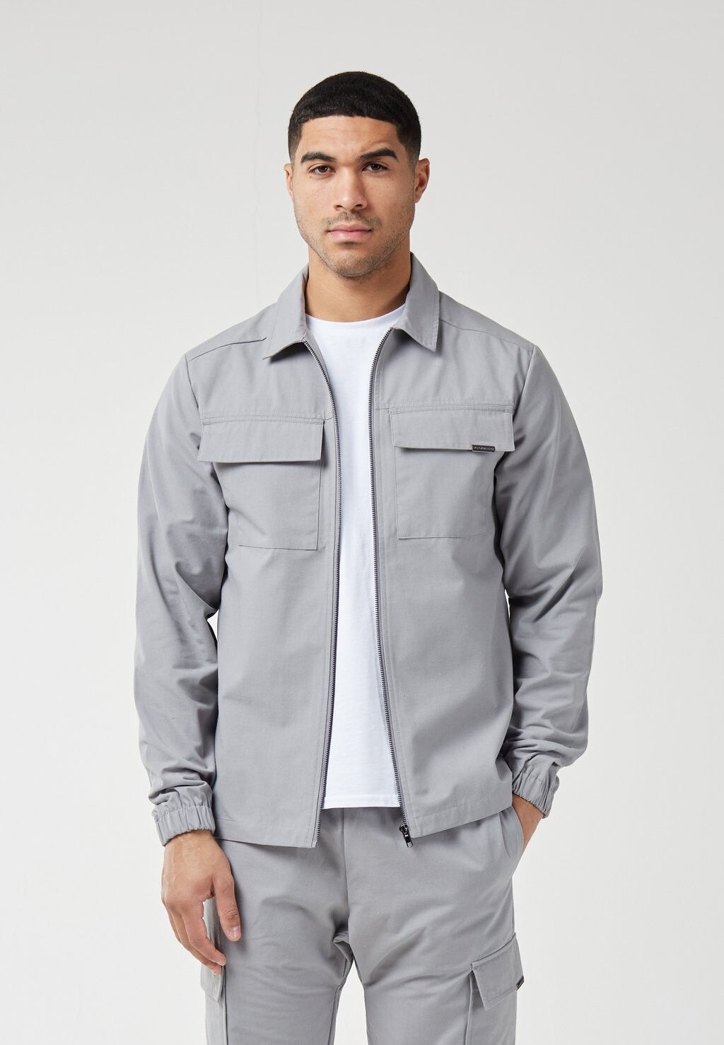 Летняя куртка SMART UTILITY OVERSHIRT CLOSURE London, светло-серый
Летняя куртка SMART UTILITY OVERSHIRT CLOSURE London, светло-серый