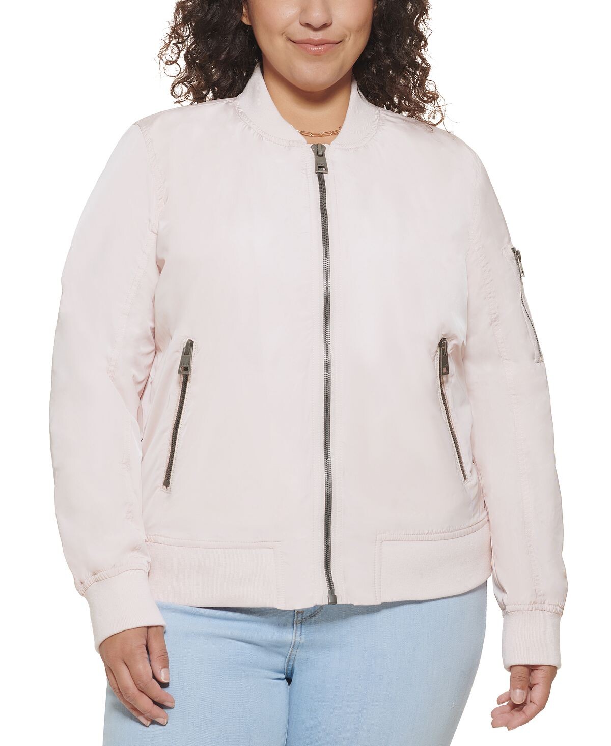 Модный бомбер Melanie больших размеров Levi's
Модный бомбер Melanie больших размеров Levi's