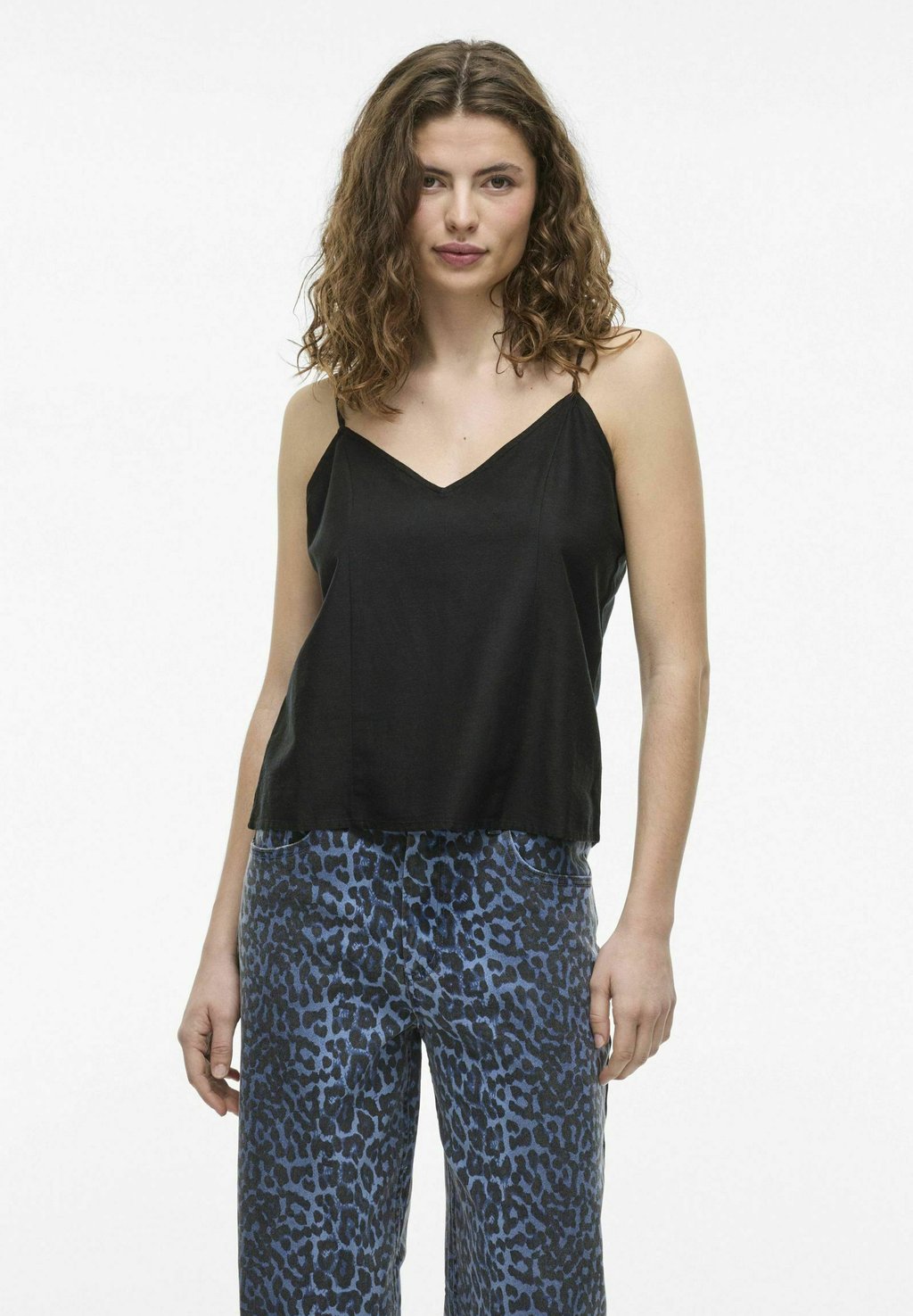 Топ TRÄGER V-AUSSCHNITT VILA, антрацит
Топ TRÄGER V-AUSSCHNITT VILA, антрацит