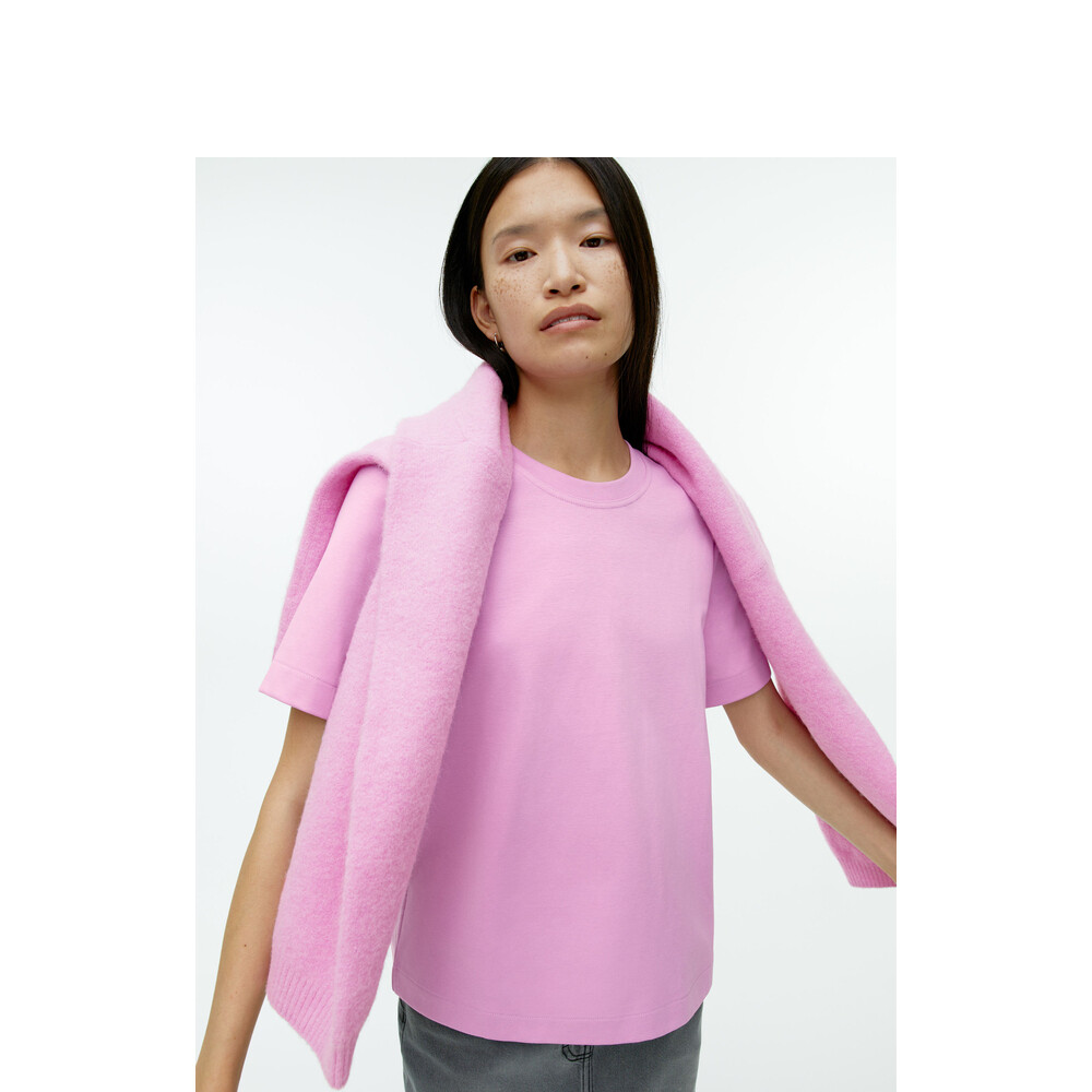 Футболка женская Arket с короткими рукавами, розовый
Футболка женская Arket с короткими рукавами, розовый