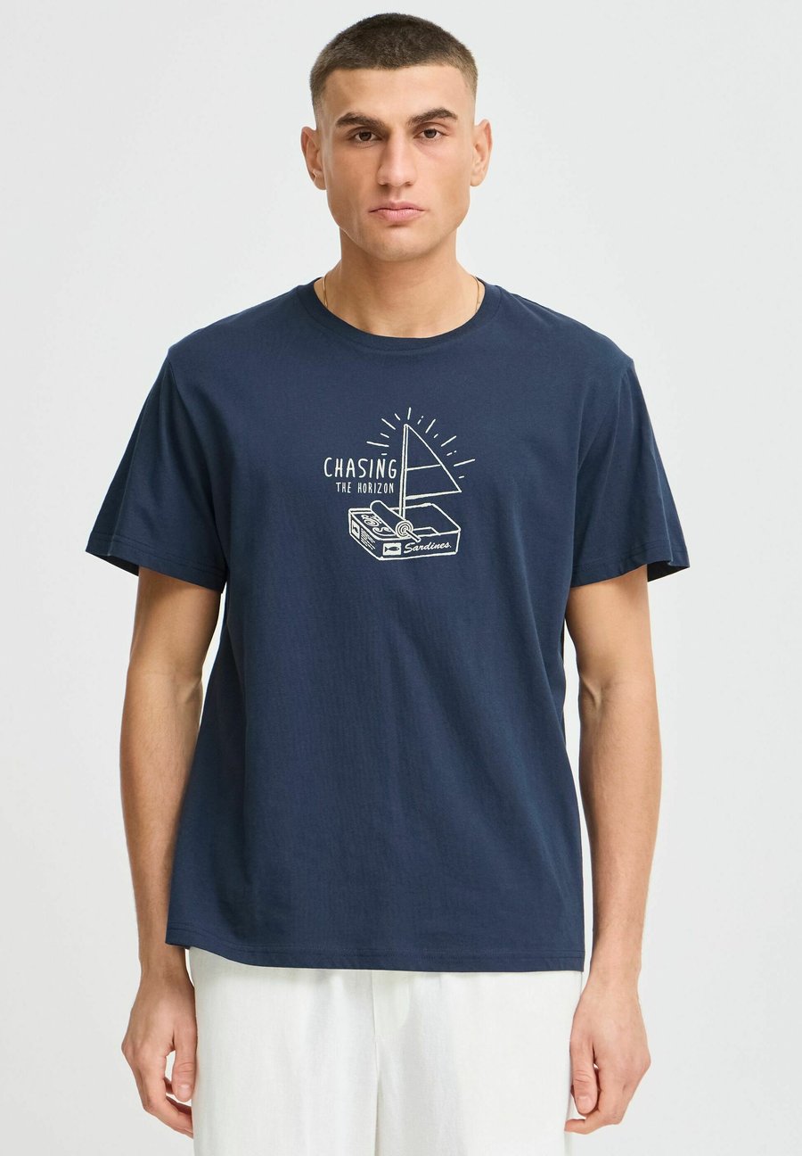 Футболка Solid SDODELL, Insignia Blue/Blue, Синий, Футболка Solid SDODELL, Insignia Blue/Blue
Футболка Solid SDODELL, Insignia Blue/Blue, Синий, Футболка Solid SDODELL, Insignia Blue/Blue