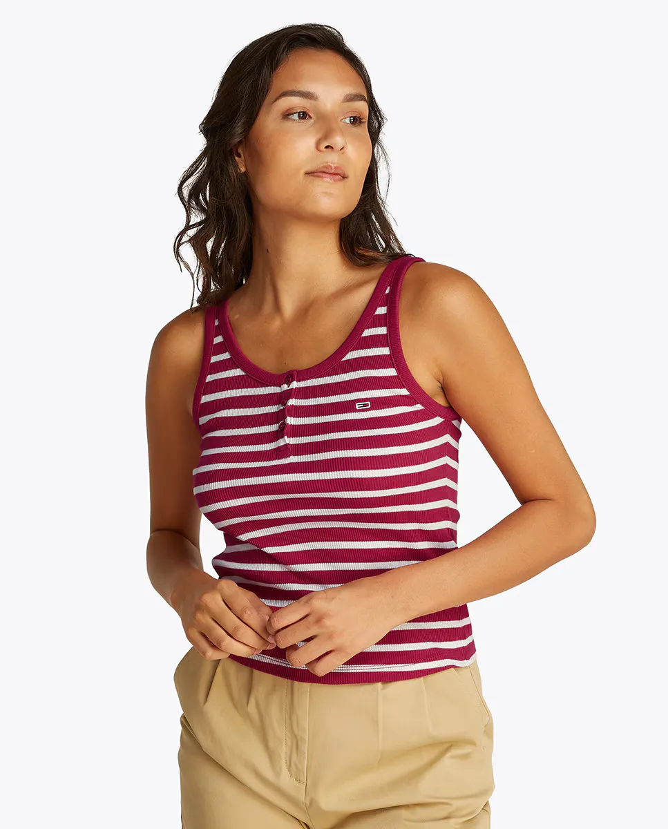 Женский облегающий топ без рукавов Tommy Jeans, фуксия
Женский облегающий топ без рукавов Tommy Jeans, фуксия