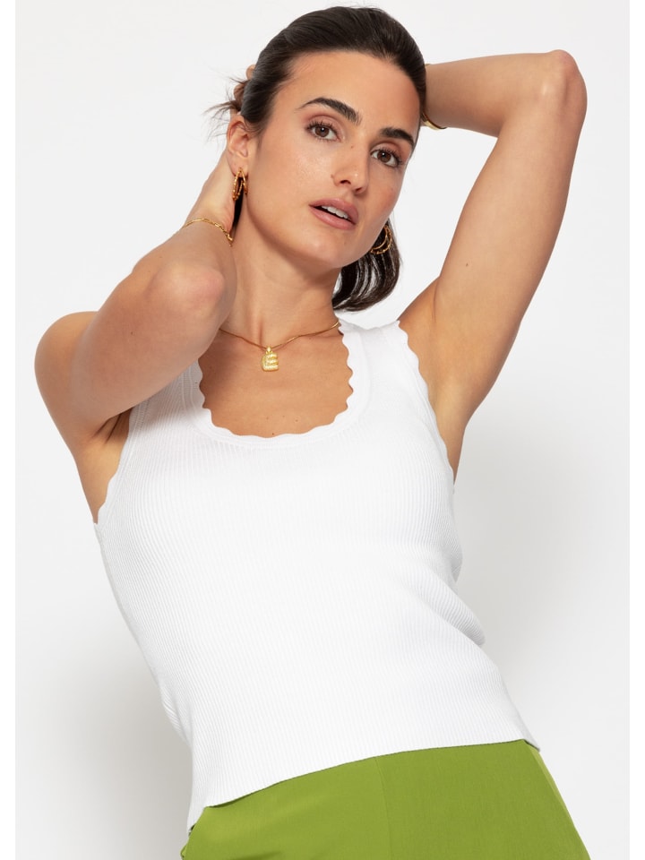 Топ SASSYCLASSY, белый
Топ SASSYCLASSY, белый