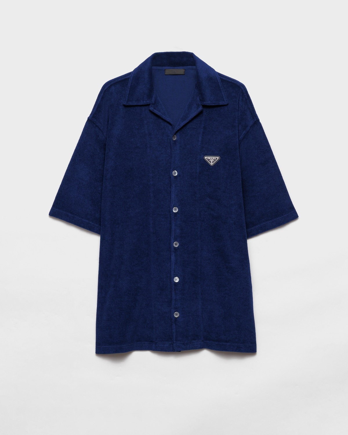 Футболка из махровой ткани с короткими рукавами Prada, темно-синий
Футболка из махровой ткани с короткими рукавами Prada, темно-синий