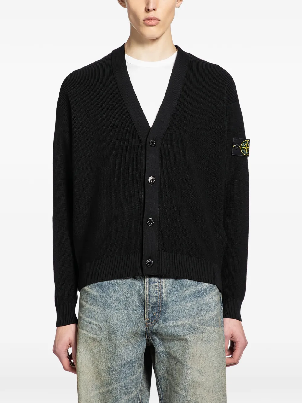 Кардиган в рубчик на пуговицах Stone Island, черный
Кардиган в рубчик на пуговицах Stone Island, черный