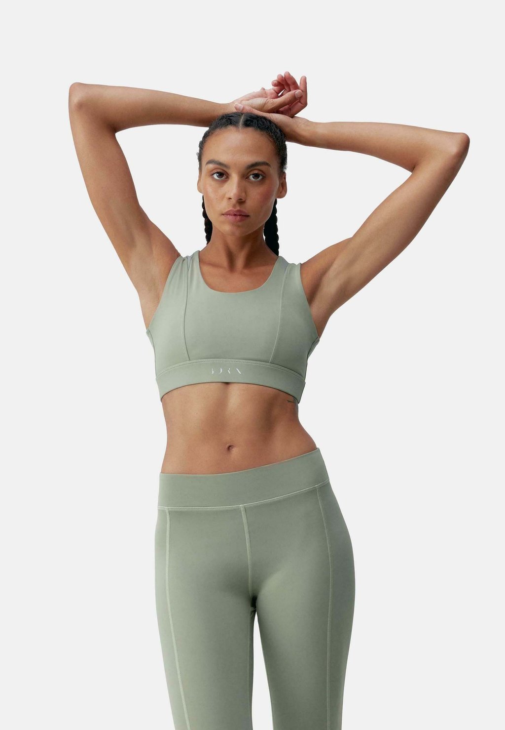 Топ Born Living Yoga, зеленый
Топ Born Living Yoga, зеленый