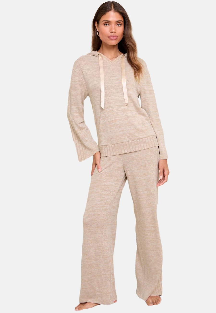 Пижамный топ Lipsy REGULAR FIT, Beige
Пижамный топ Lipsy REGULAR FIT, Beige