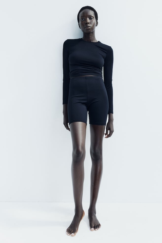 Велосипедные шорты из микрофибры H&M, черный
Велосипедные шорты из микрофибры H&M, черный